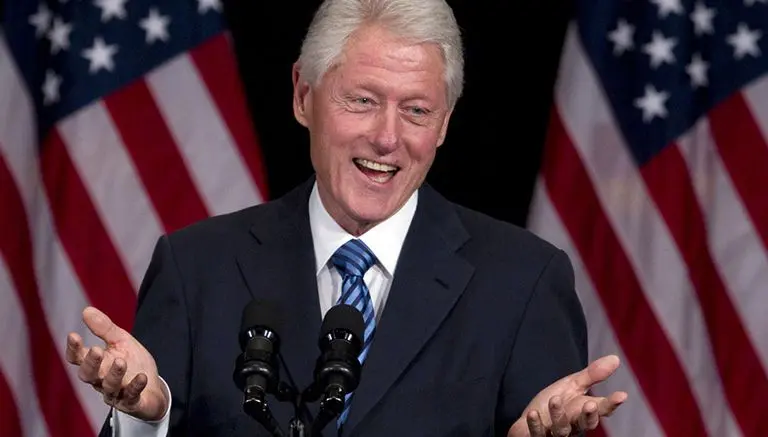 Hombre asegura ser hijo no reconocido de Bill Clinton