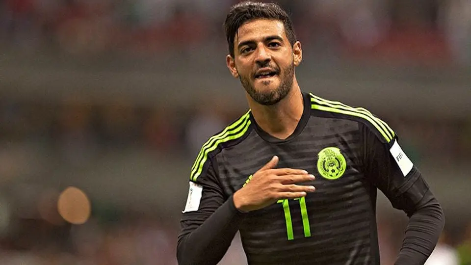 Carlos Vela debuta como padre