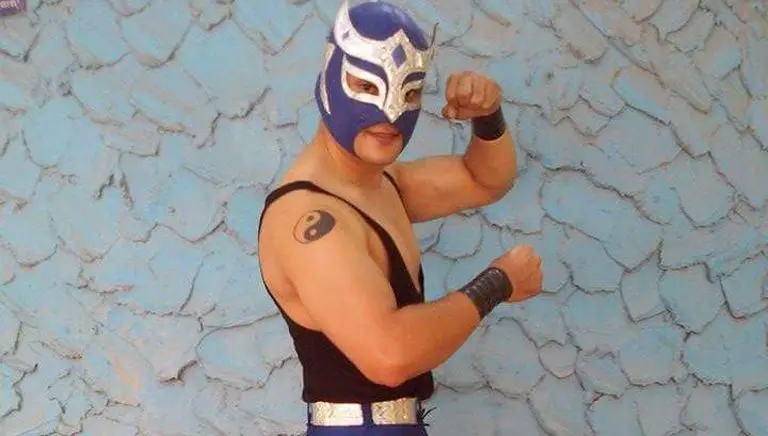 Luchador Rey Orión muere en accidente automovilístico