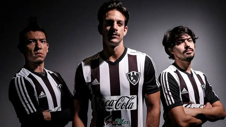 'Club de Cuervos' se va a Segunda División