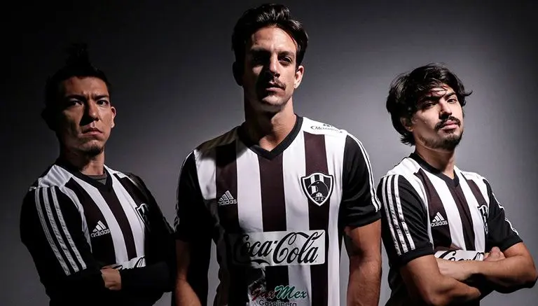 'Club de Cuervos' se va a Segunda División