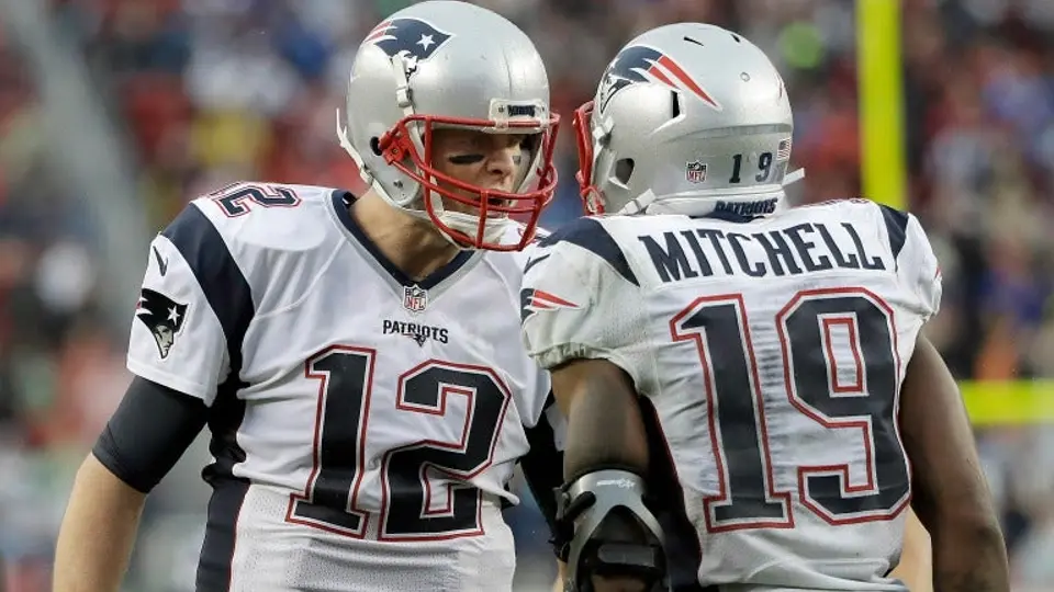 Patriots regresa al camino del triunfo tras vencer a 49ers