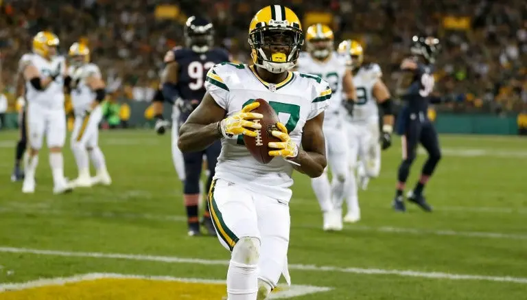 Green Bay salva el orgullo y agrava crisis de Chicago