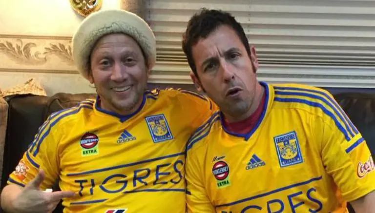 Rob Schneider y Adam Sandler festejan triunfo de Tigres