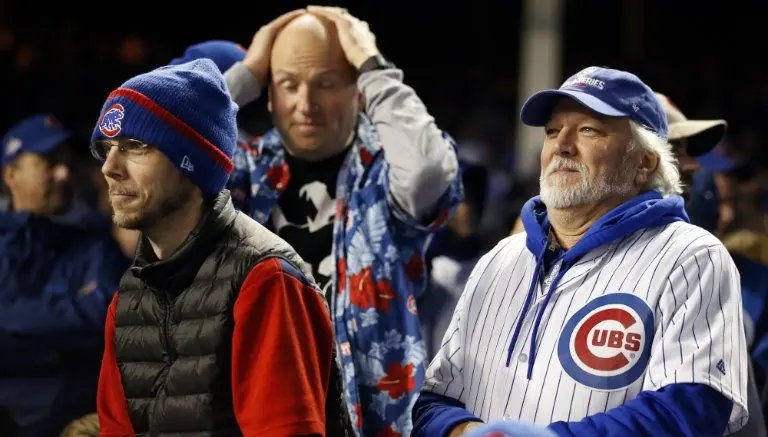 Fan evita ser el nuevo 'aficionado odiado' de Cubs