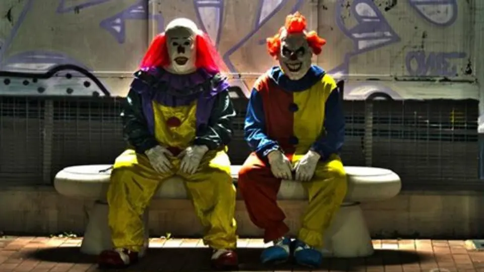 Payaso 'asesino' espanta a mujer y le provoca parto prematuro