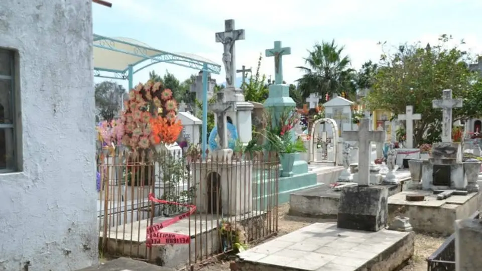 Altos costos en funerales, 'peso' extra para familiares