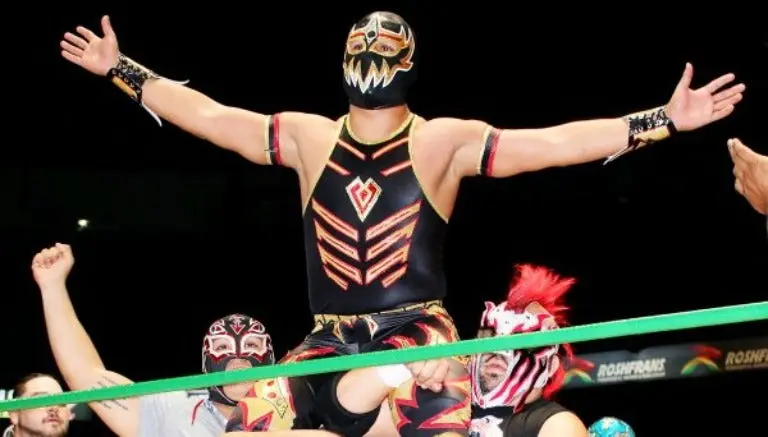 Máscara Dorada se despide de México para ir a WWE