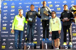 Carrera Centenario finaliza con éxito en el Estadio Azteca