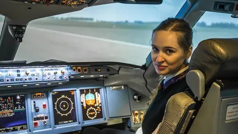 María Fiódorova, la piloto que ha cautivado a todo el mundo