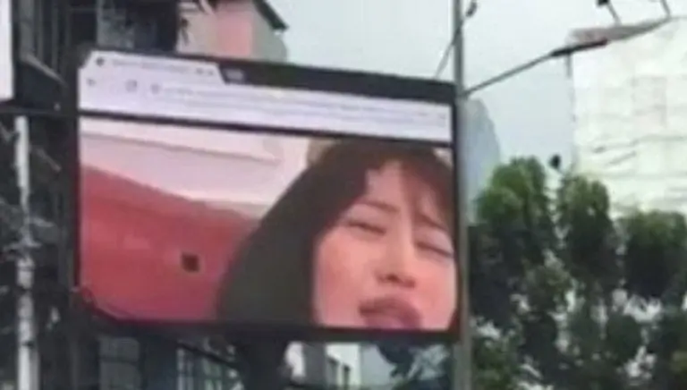 Policía detiene a sospechoso de poner porno en publicidad