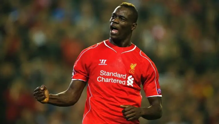 Balotelli tenía insólita cláusula de conducta con Liverpool