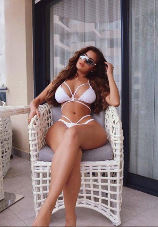 INSTAGRAM: @DEMIROSEMAWBY