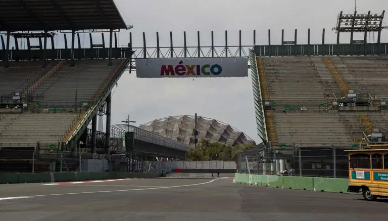 ¿Cómo llegar al Autódromo Hermanos Rodríguez?
