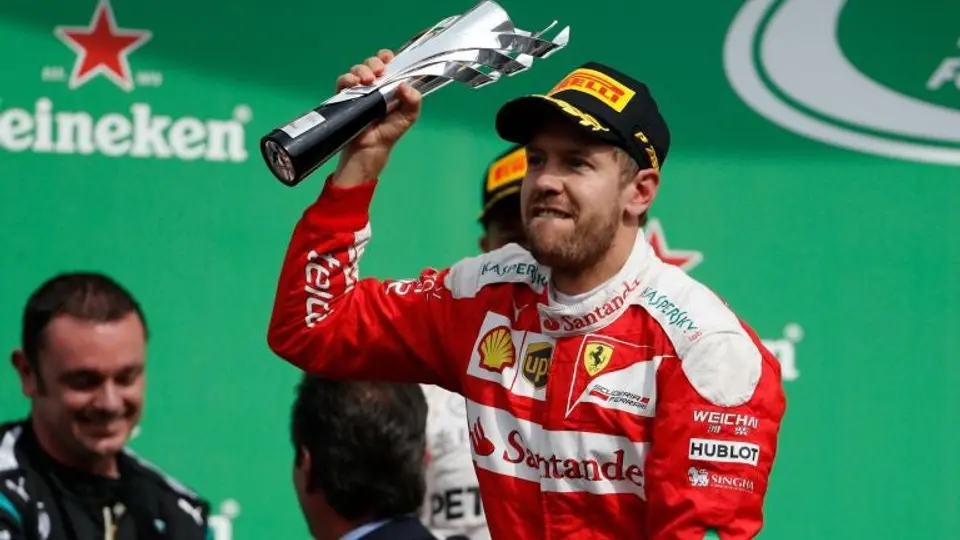 Vettel, despojado del tercer lugar del GP de México