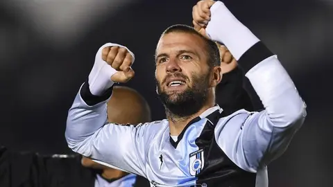 Jaguares vs Gallos, duelo de 'nuevos hermanos'