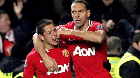 Rio Ferdinand elogia a Chicharito: "Nunca vi a nadie moverse tan bien"