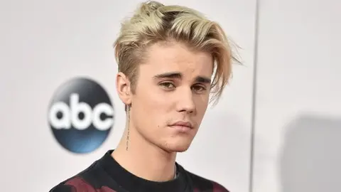 Justin Bieber afirma que Instagram es cosa del diablo