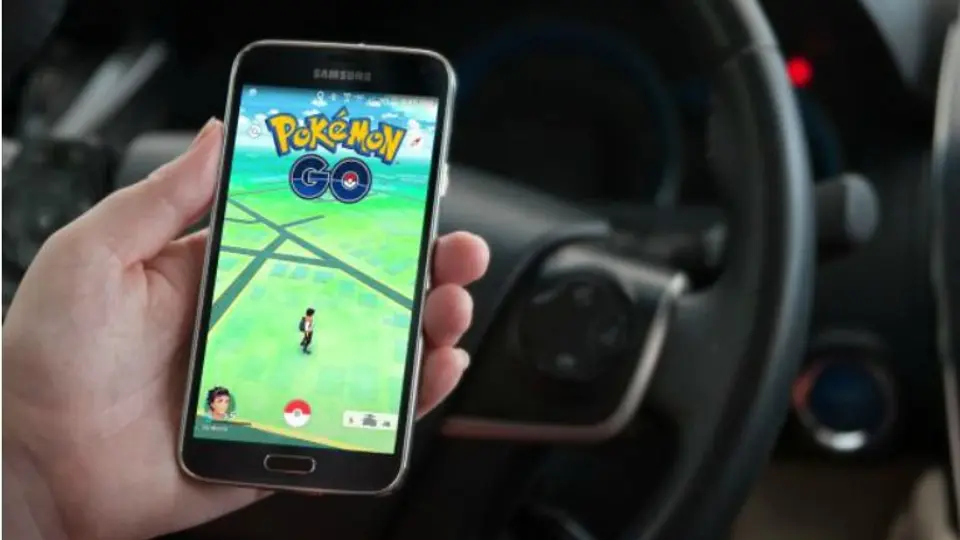 Chofer atropella a niño por jugar Pokémon Go