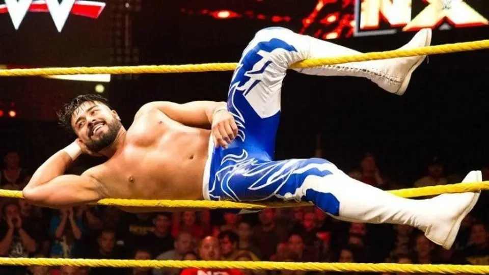 Andrade 'Cien' Almas recibe gritos racistas en NXT