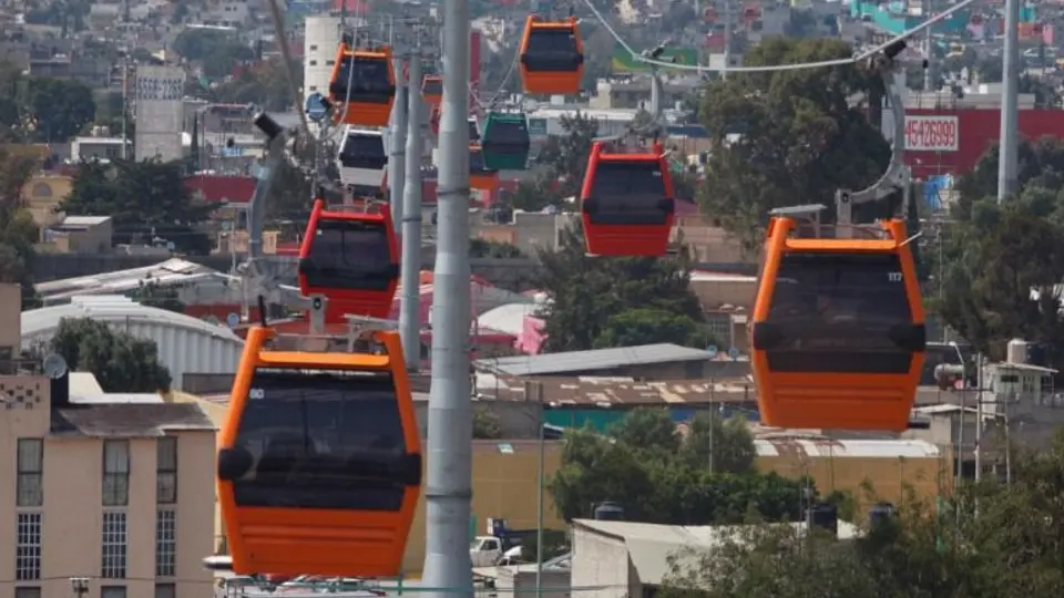 Mexicable cobra primera 'víctima' durante paseo