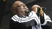 Celular 'explota' en el rostro a CeeLo Green