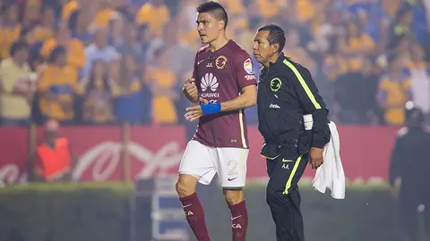 Disciplinaria retira tarjeta roja a Paolo Goltz