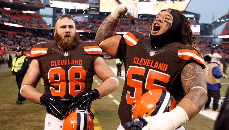 Santa se adelanta y de regalo da primer triunfo a Browns