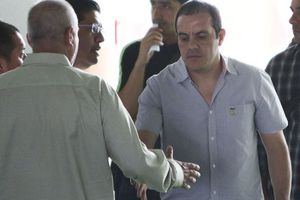 Fiscalía declara falsa la firma de Cuau en contrato