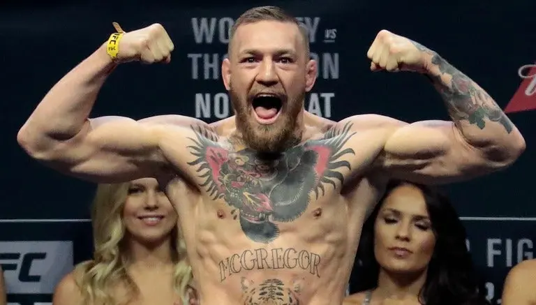 Conor McGregor recibe licencia de boxeador en California