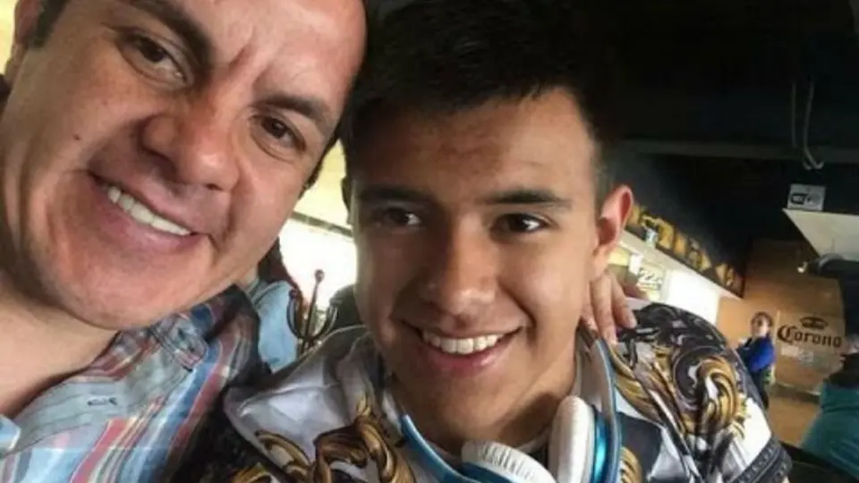 Captan a hijo de Cuauhtémoc Blanco en antro gay