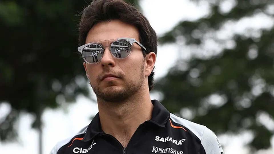Checo Pérez reitera fin de relación con Hawkers