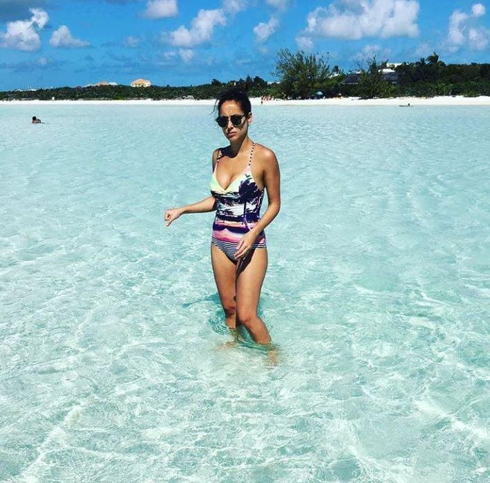 INSTAGRAM @DEBORACOMBA