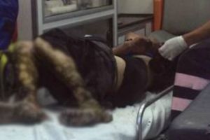 Vecinos disparan y prenden fuego a presunto ladrón