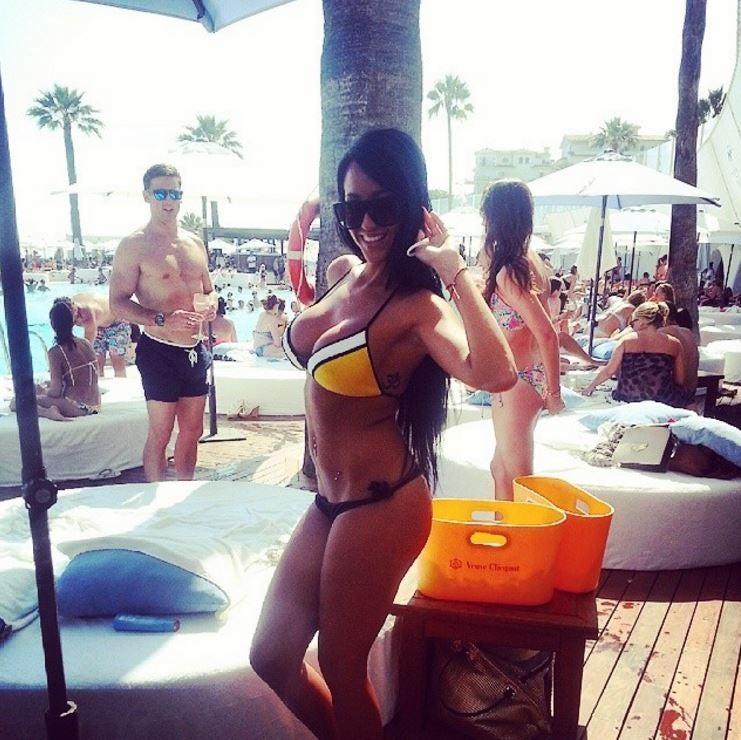 INSTAGRAM AURAH RUIZ