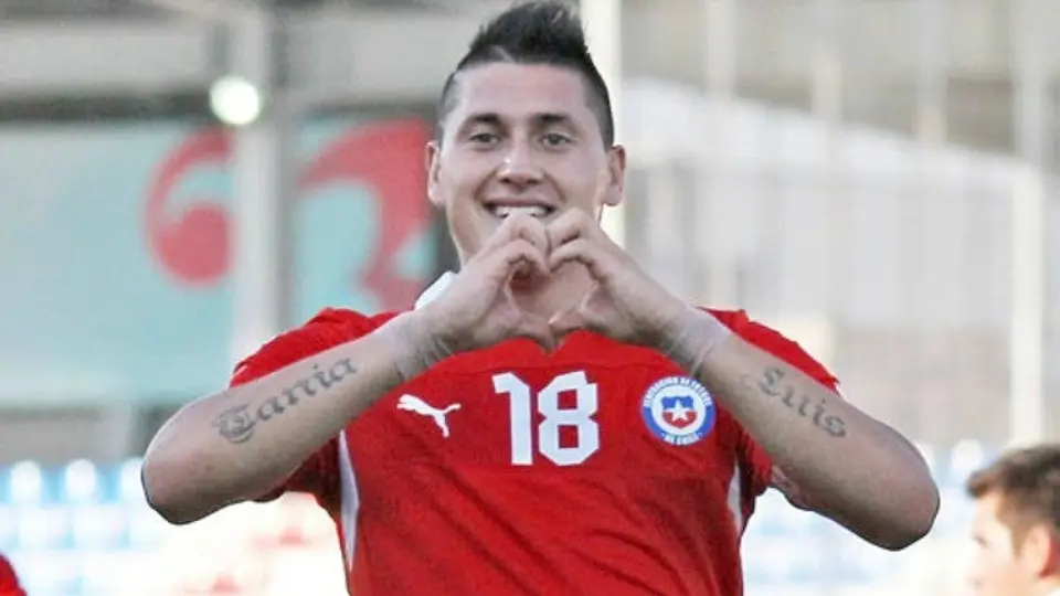 Nicolás Castillo llega a Pumas con los números en contra