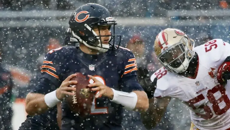 Bears aprovechan debilidad de 49ers y los terminan de hundir