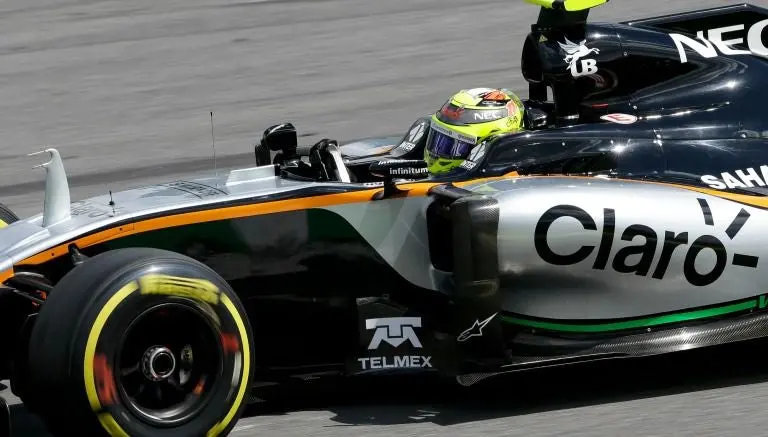 Checo Pérez sorprende y largará noveno en GP de Brasil