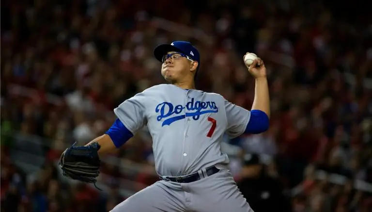 Titán González, la 'niñera' de Urías en los Dodgers