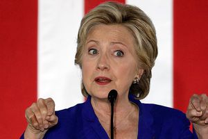 Artistas latinos en EU piden votar por Hillary Clinton