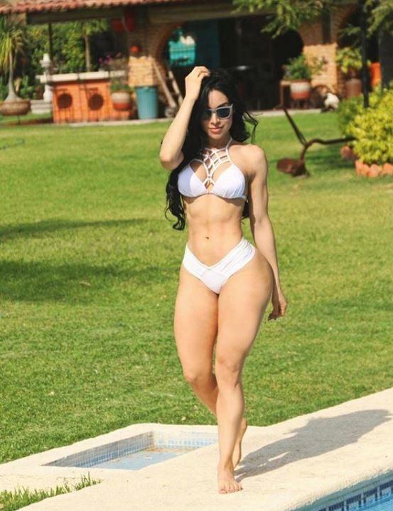 INSTAGRAM @YULIETT.TORRES