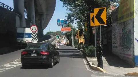 Graban otro asalto a automovilista en Periférico