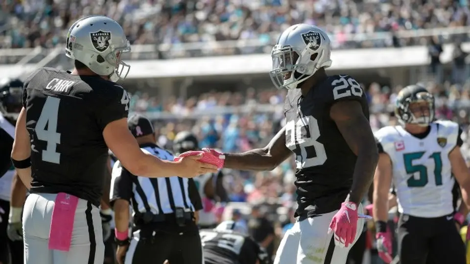 Raiders destroza a Jaguares y es líder de su división