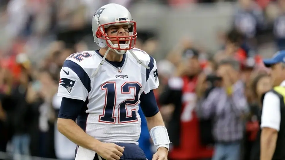 Brady alcanza victoria 200 al derrotar a Jets con Pats