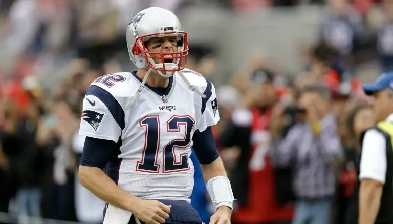 Brady alcanza victoria 200 al derrotar a Jets con Pats