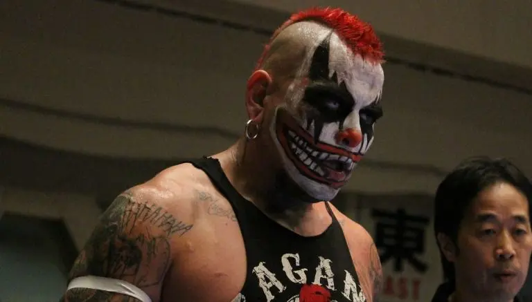 Pagano cobra venganza sobre Psycho Clown en Japón