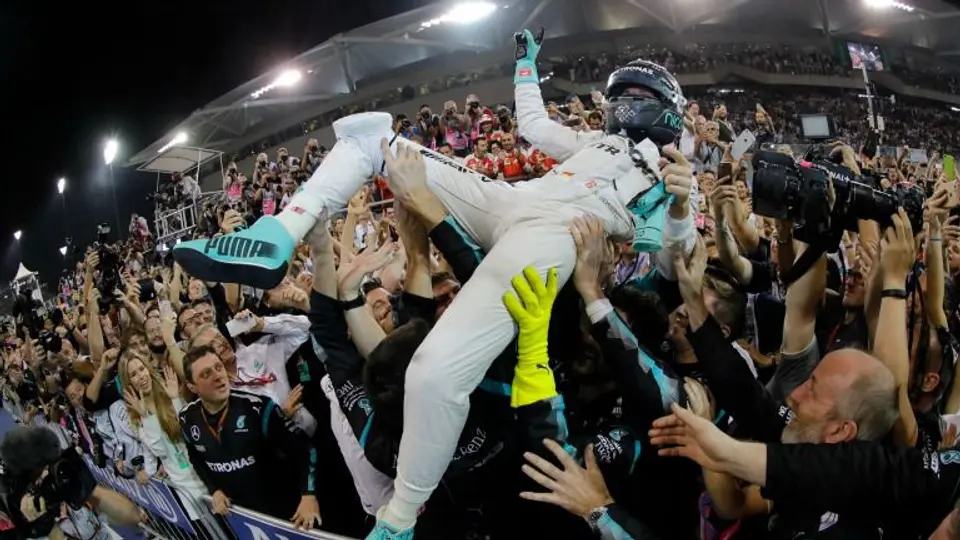 Nico Rosberg es el nuevo Campeón de la Fórmula Uno