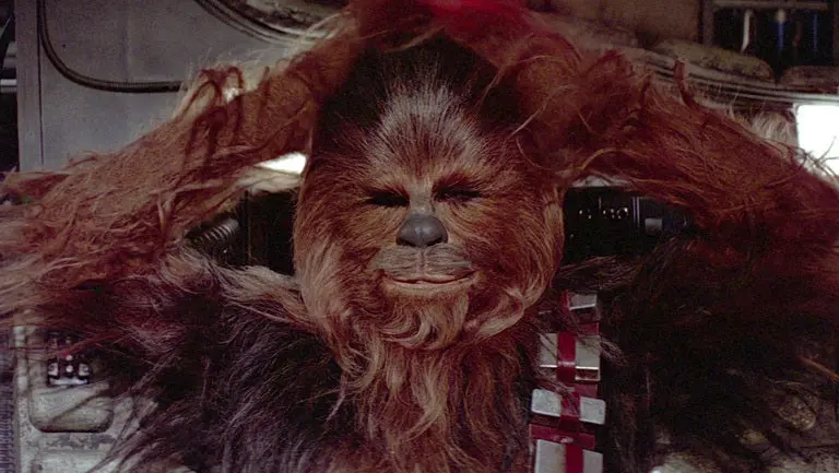 Chewbacca desea feliz Navidad cantando villancico