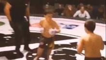 Peleas de artes marciales mixtas entre niños causan polémica en Chechenia