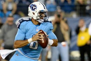 Mariota tiene gran noche en triunfo de Titans sobre Jaguars